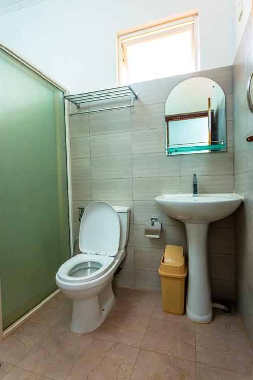 Dayanithi Guest House جافنا المظهر الخارجي الصورة