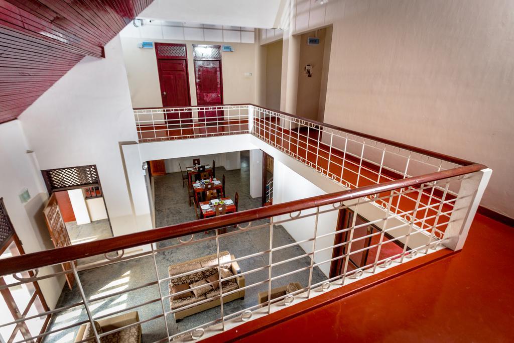 Dayanithi Guest House جافنا المظهر الخارجي الصورة