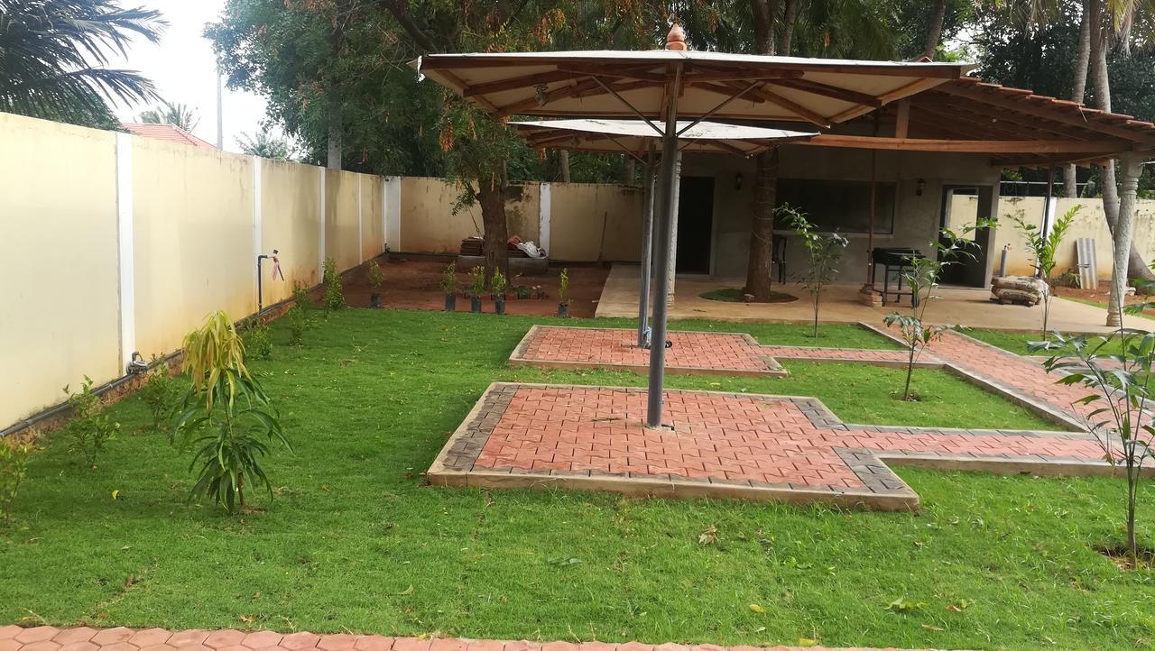 Dayanithi Guest House جافنا المظهر الخارجي الصورة